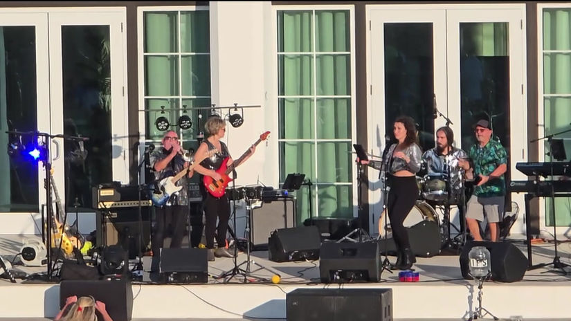 Uptown Funk, Bruno Mars cover